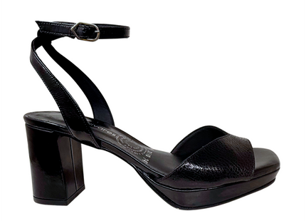 3110 Negro Charol Grabado