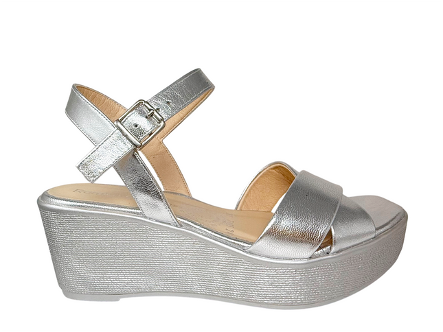 7447 Plata Folia