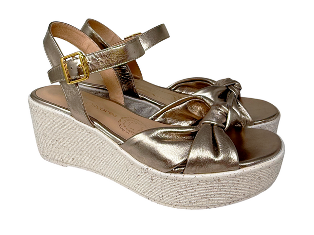 7457 Oro Claro