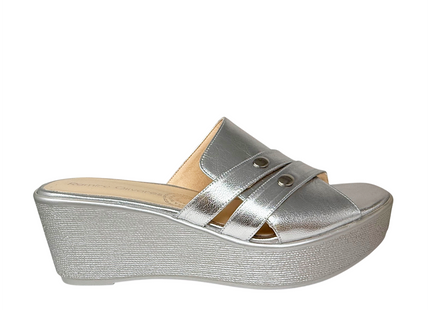 7468 Plata folia
