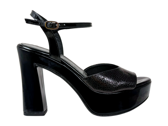 9213 Negro Charol Grabado